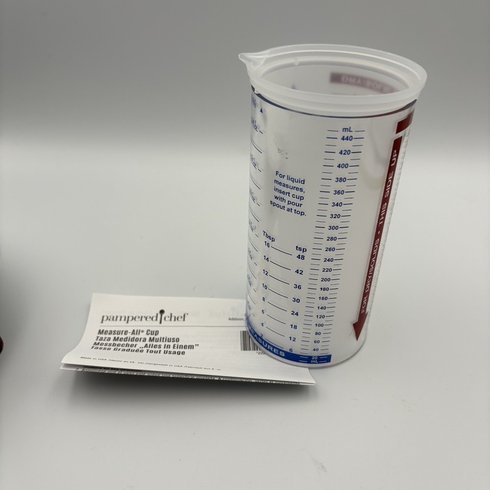 Pampered Chef Measure All Liquid & Solid 2 Cup Capacity NEW